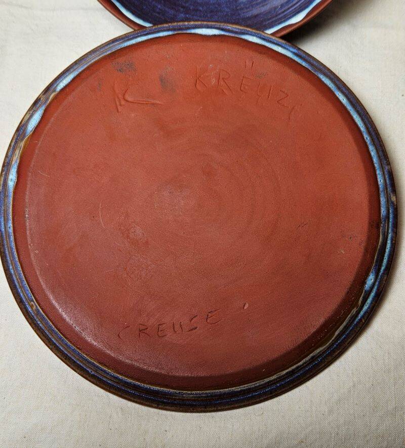 Glaze-glazed terracotta cheese dome signed kreuz