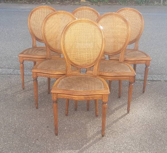 Set of 6 Louis XVI style medallion chairs
