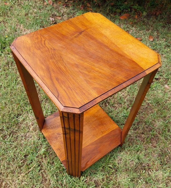 Beautiful antique pedestal table / side table / bedside table