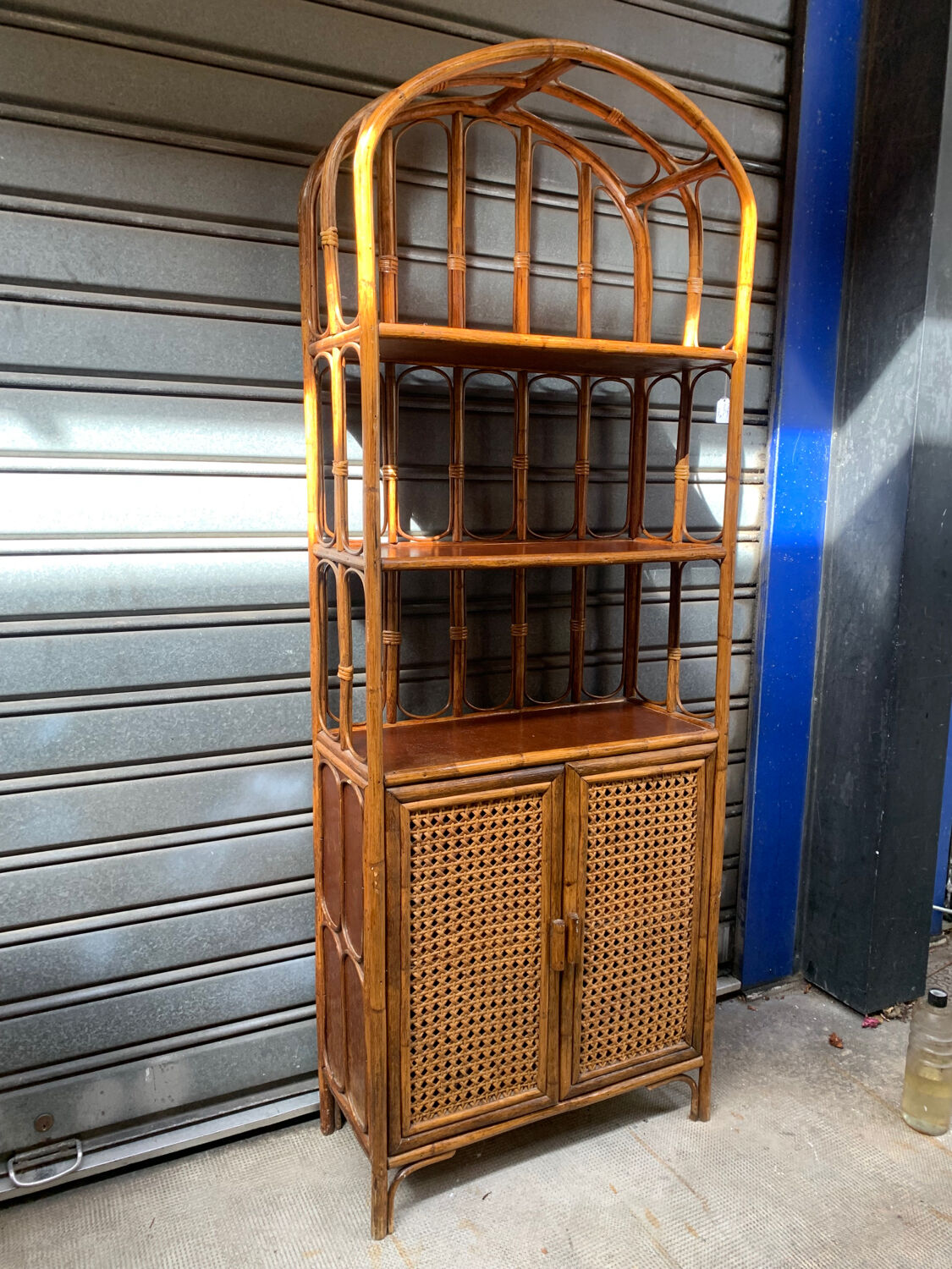 70's rattan shelf.