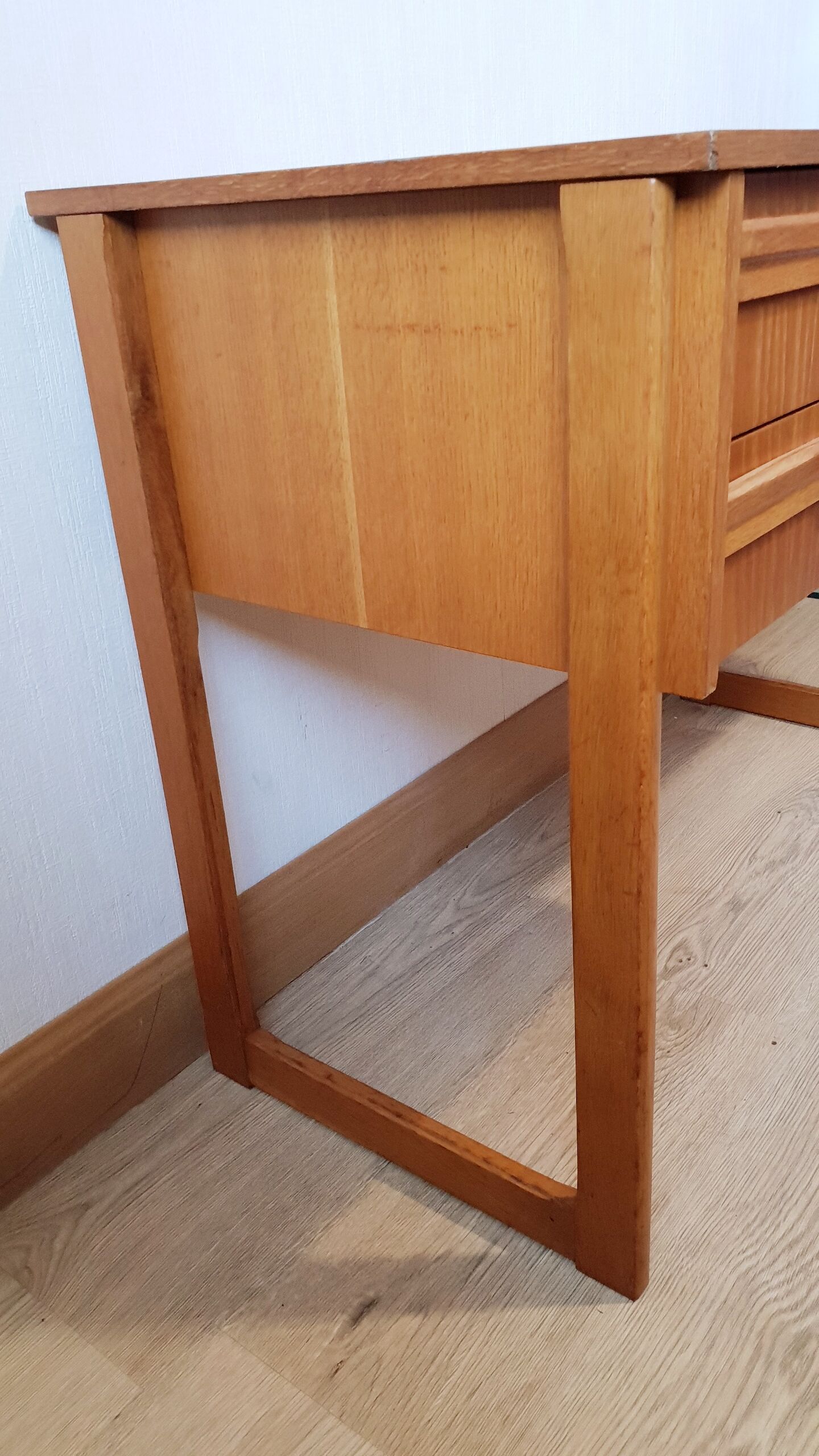 Scandinavian desk