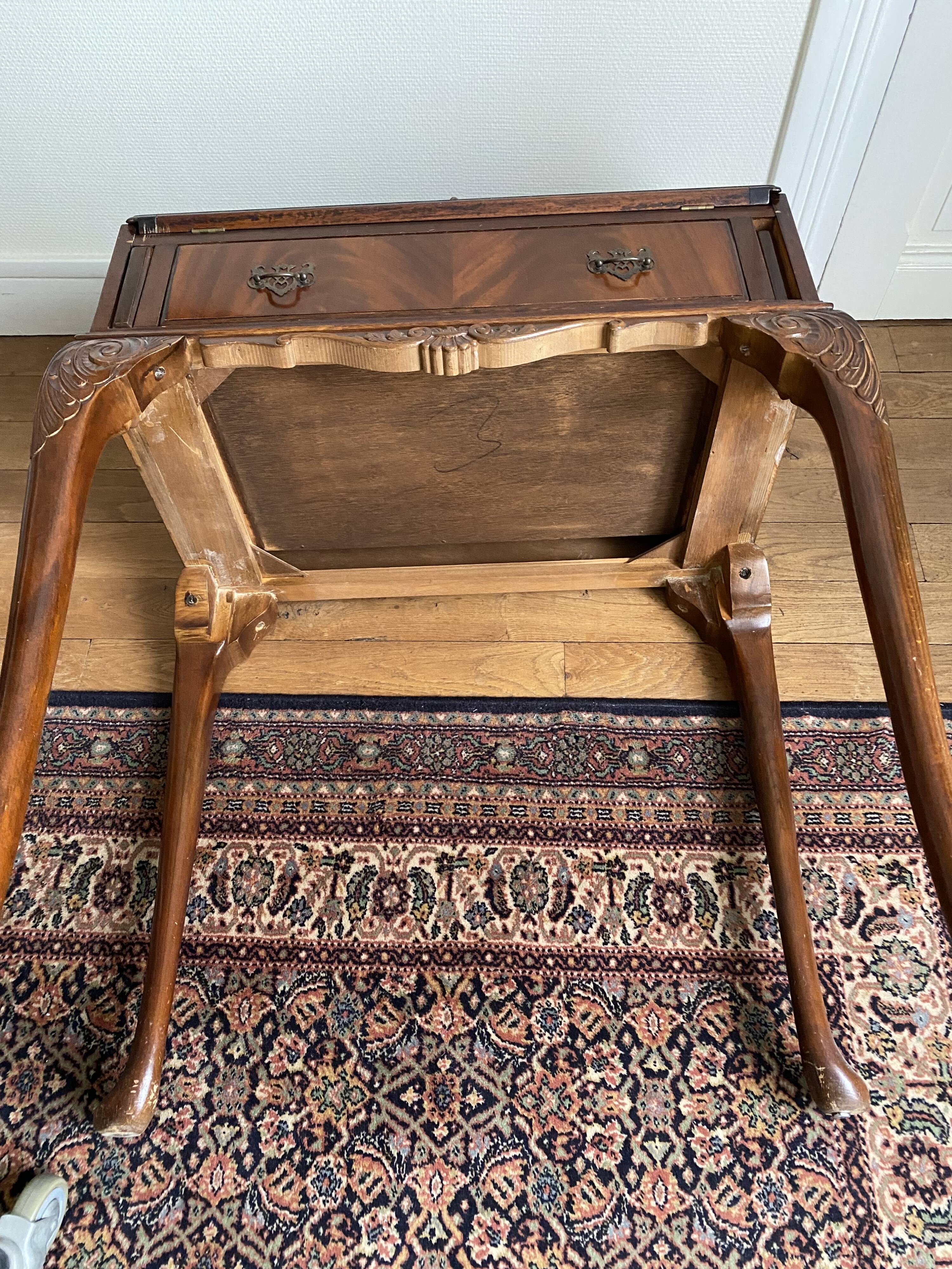20th century sloping desk in mahogany