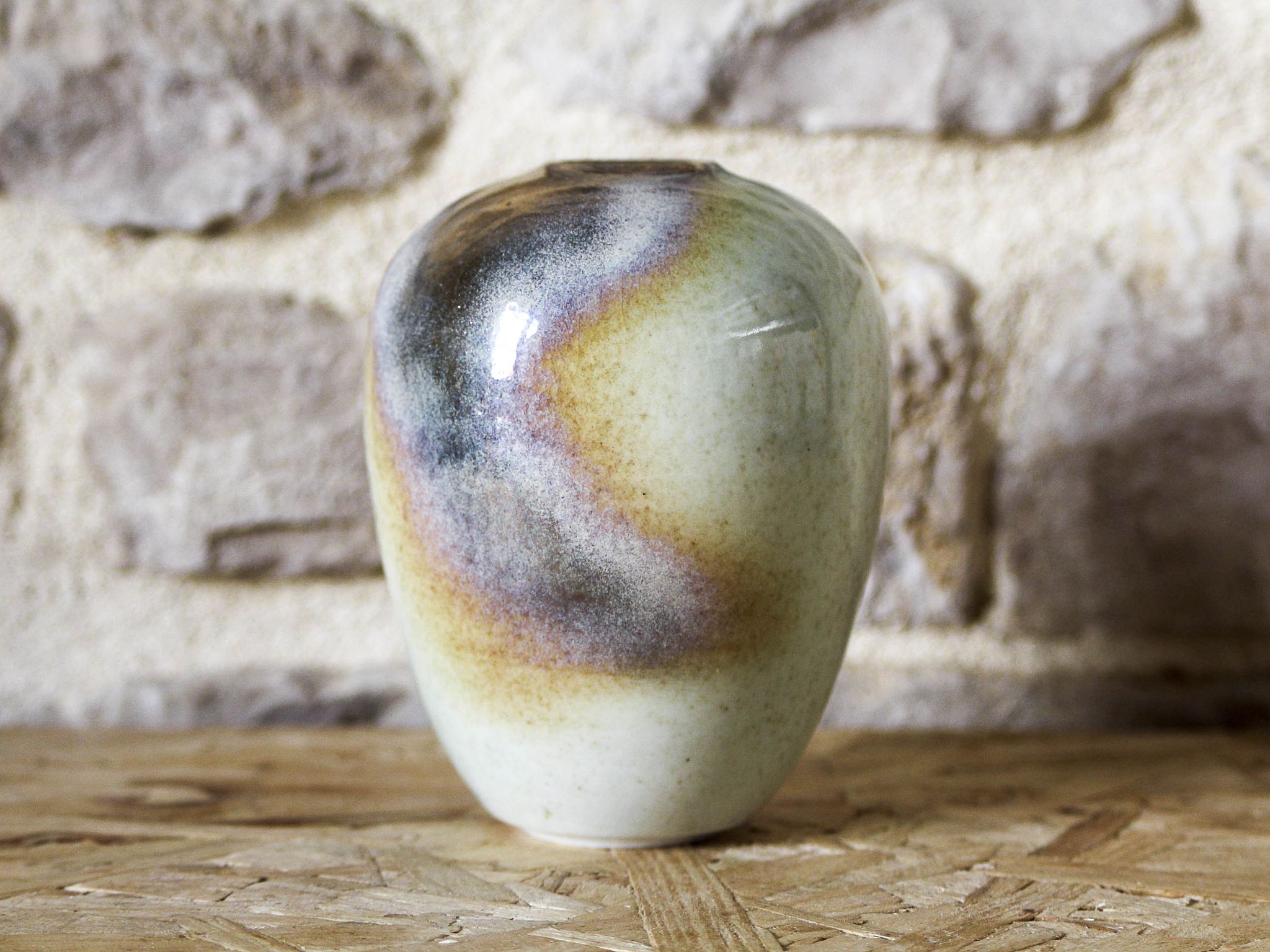 Vase en porcelaine émaillé Paul Beckrich