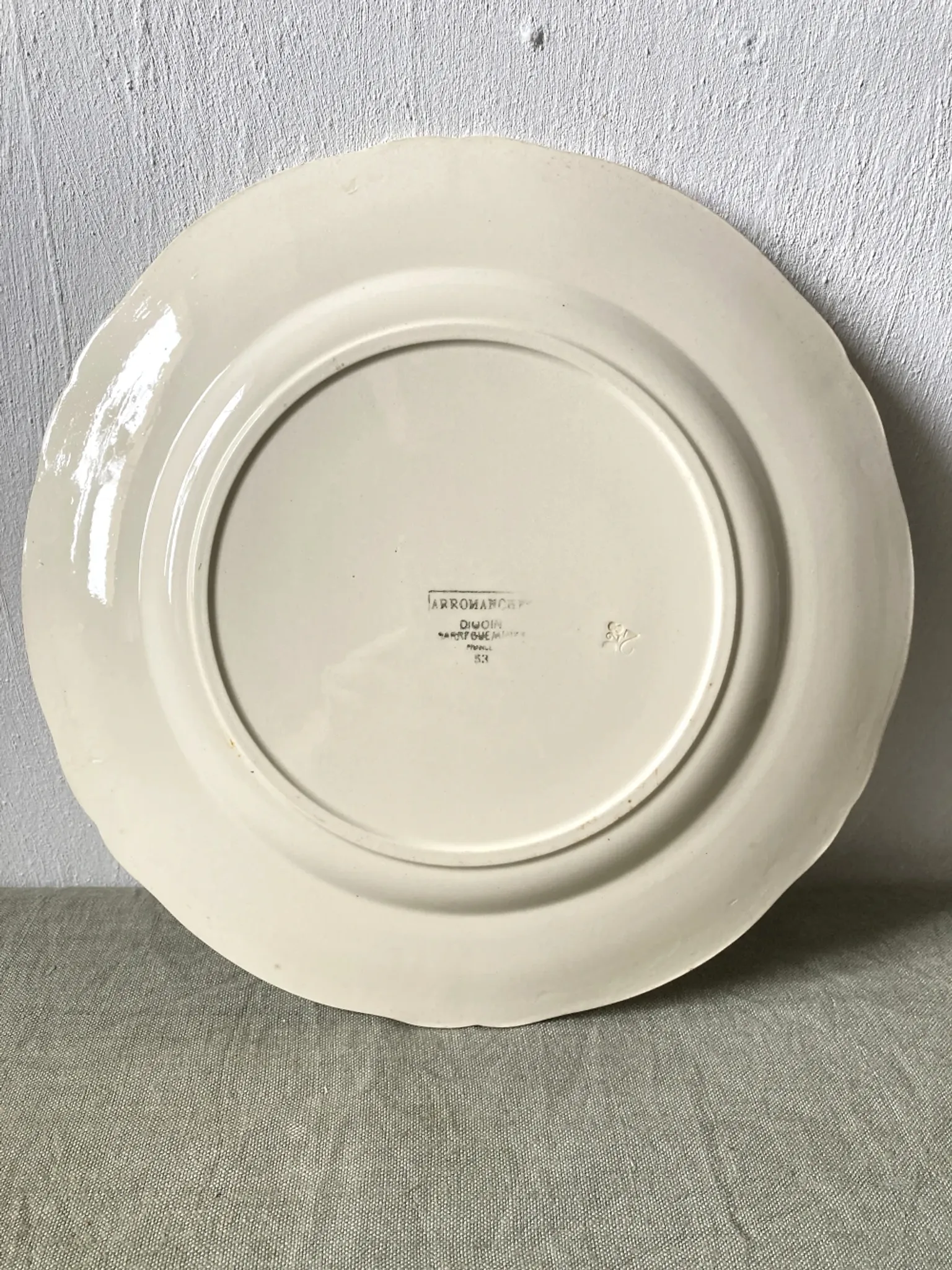 Set of three serving dishes Digoin Sarreguemines, Arromanches, around 1950