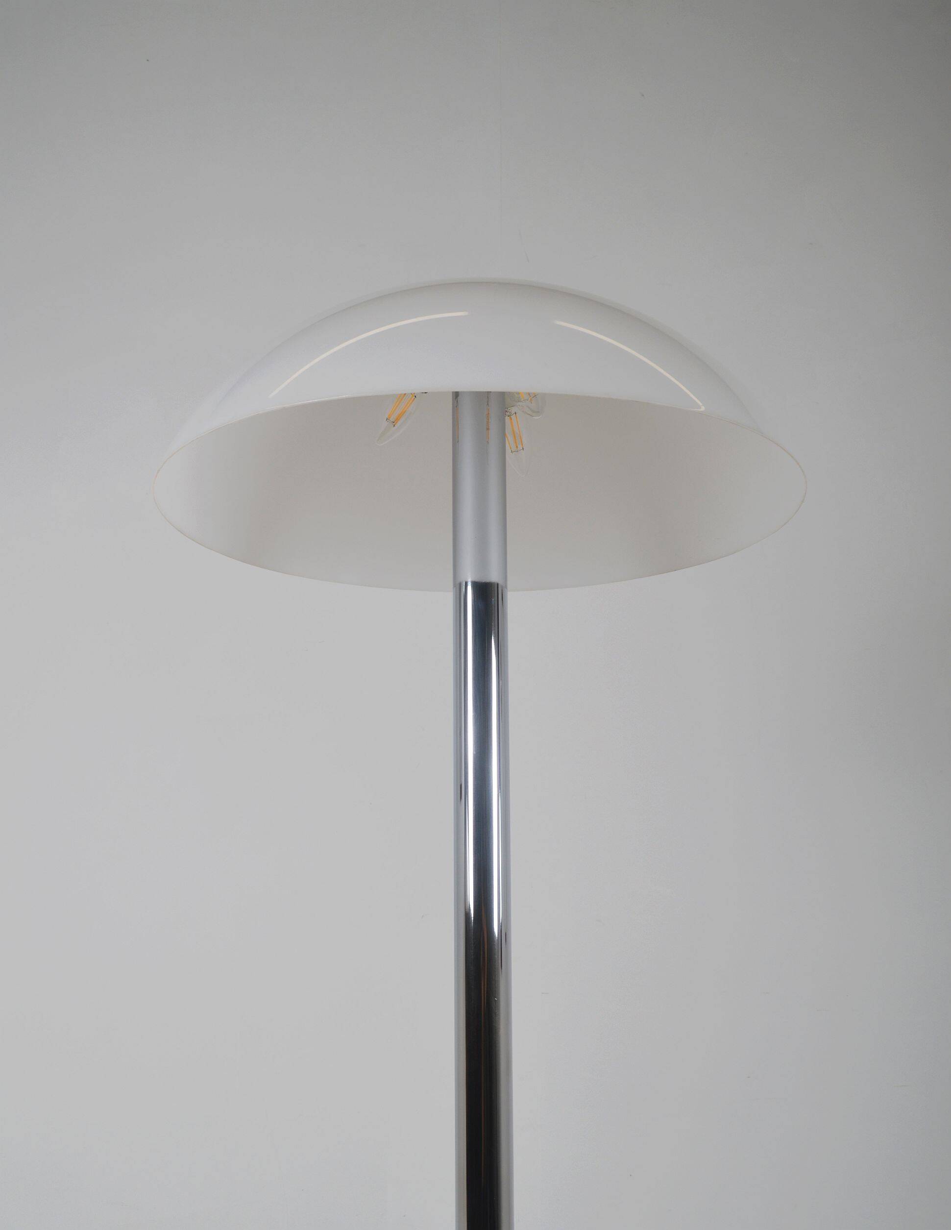 Lampadaire conçu par Luigi Massoni pour iGuzzini, années 1970