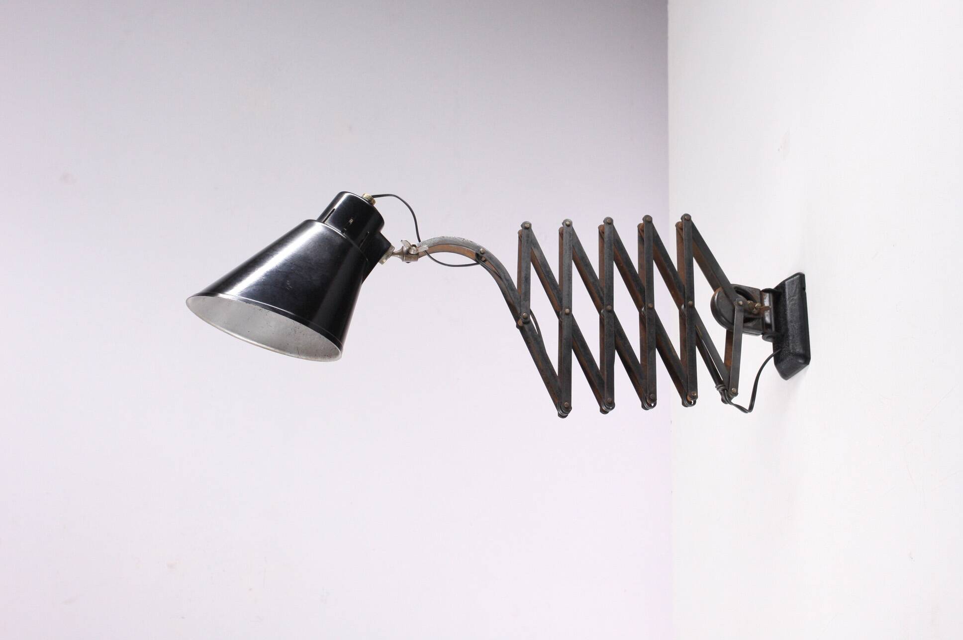 Lampe accordéon industrielle Bometal