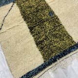 Handmade wool Berber rug 147 X 113 CM