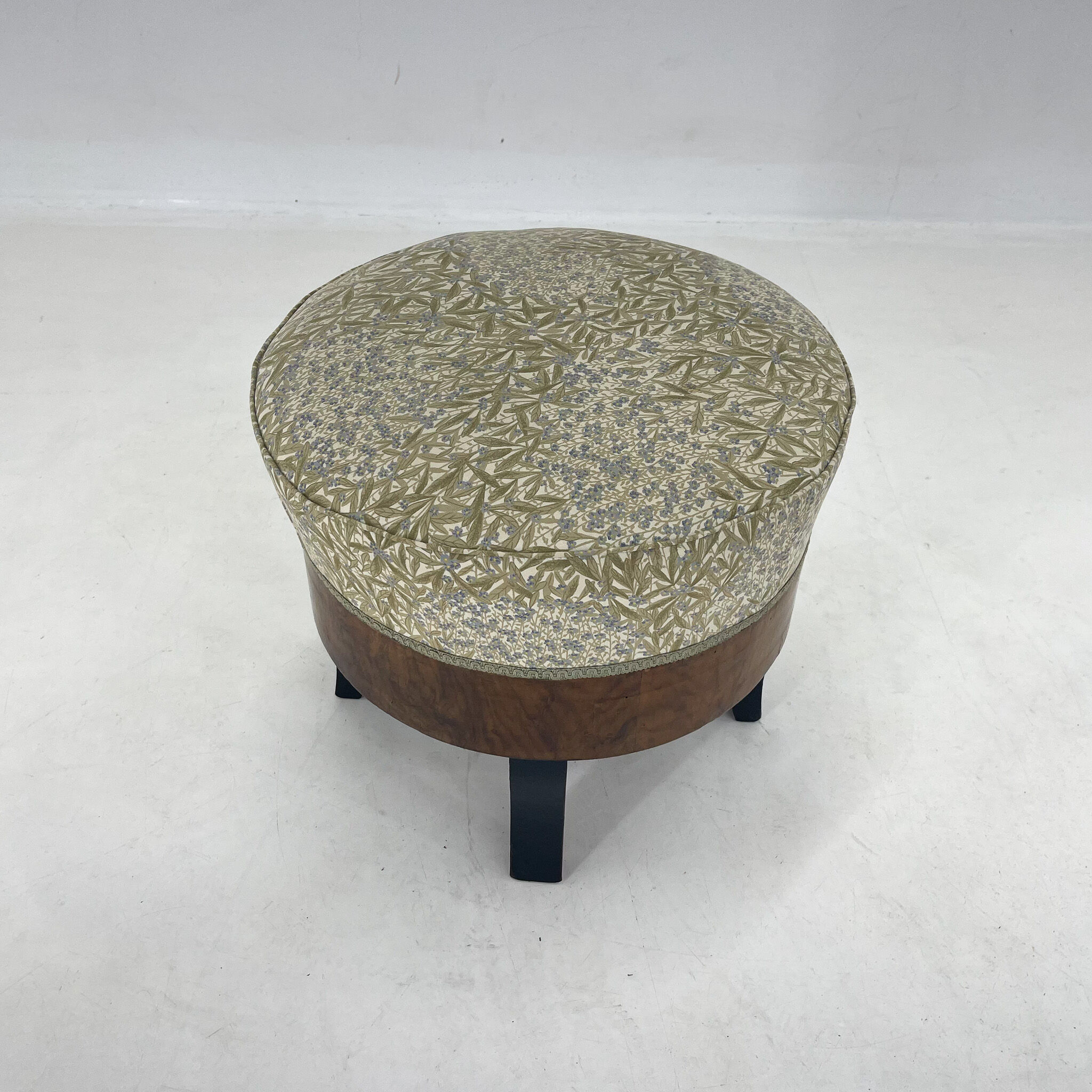 Upholstered wallnut veneer footstool, italy 1950