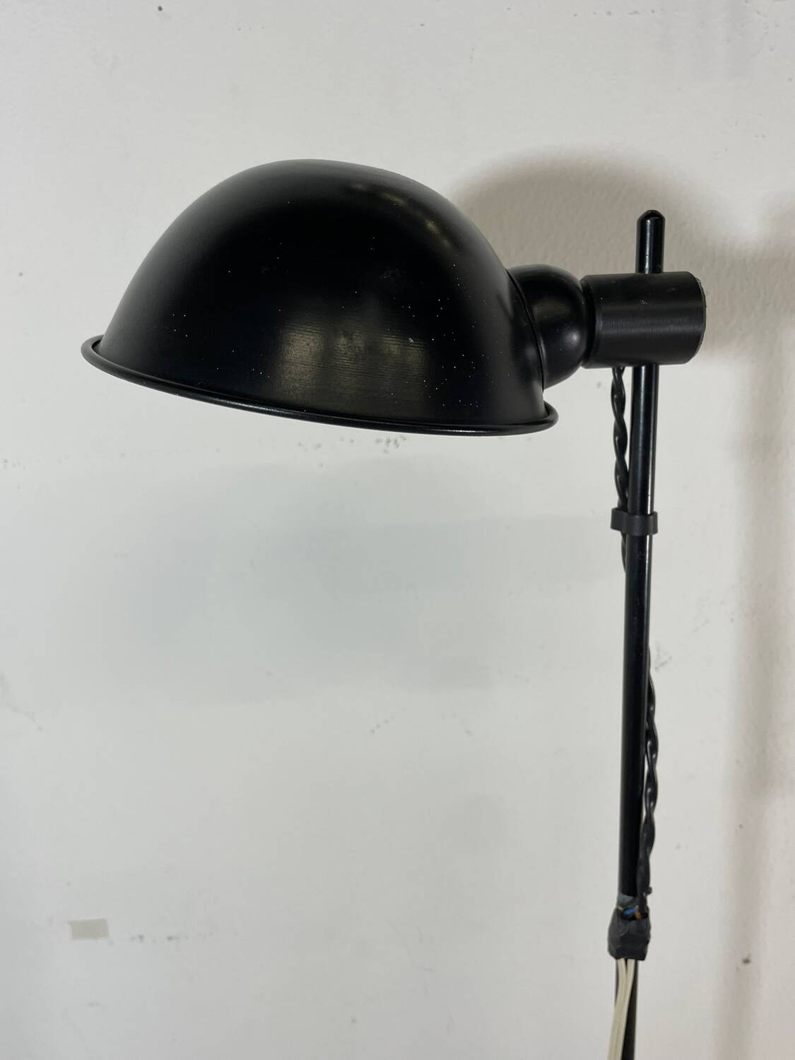 Vintage black metal floor lamp from the 70s