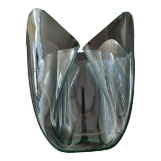 Plexiglass vase