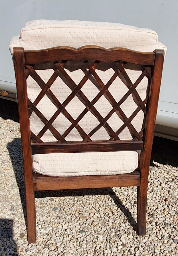Armchair back with braces