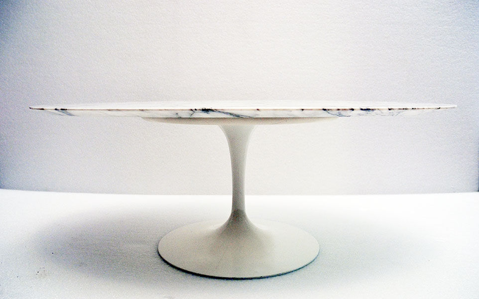 Table basse tulipe ovale par Eero Saarinen pour Knoll, années 1960