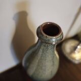 Bouteille en grès émaillé signée Pépin
