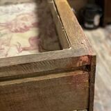 Louis XV period center desk in solid cherry wood circa 1750 Opening in
