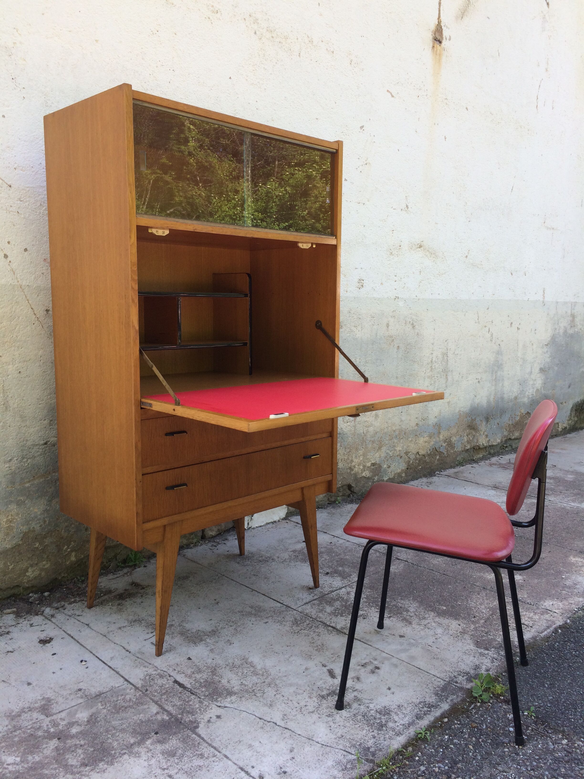 Secretary vintage compass feet