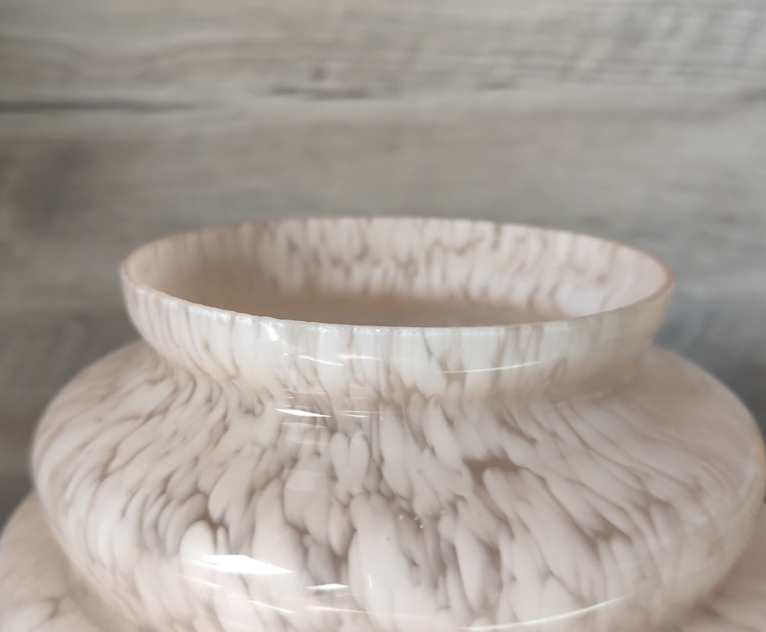 Lamp globe pink speckled glass