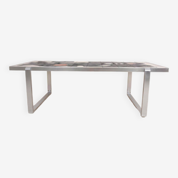 Coffee table by Belarti