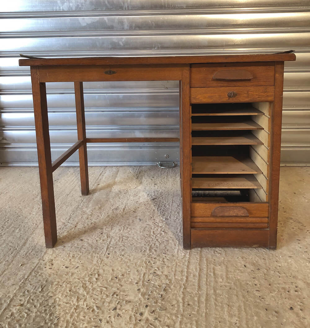 Bureau à caisson vintage circa 1950