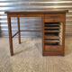 Bureau à caisson vintage circa 1950
