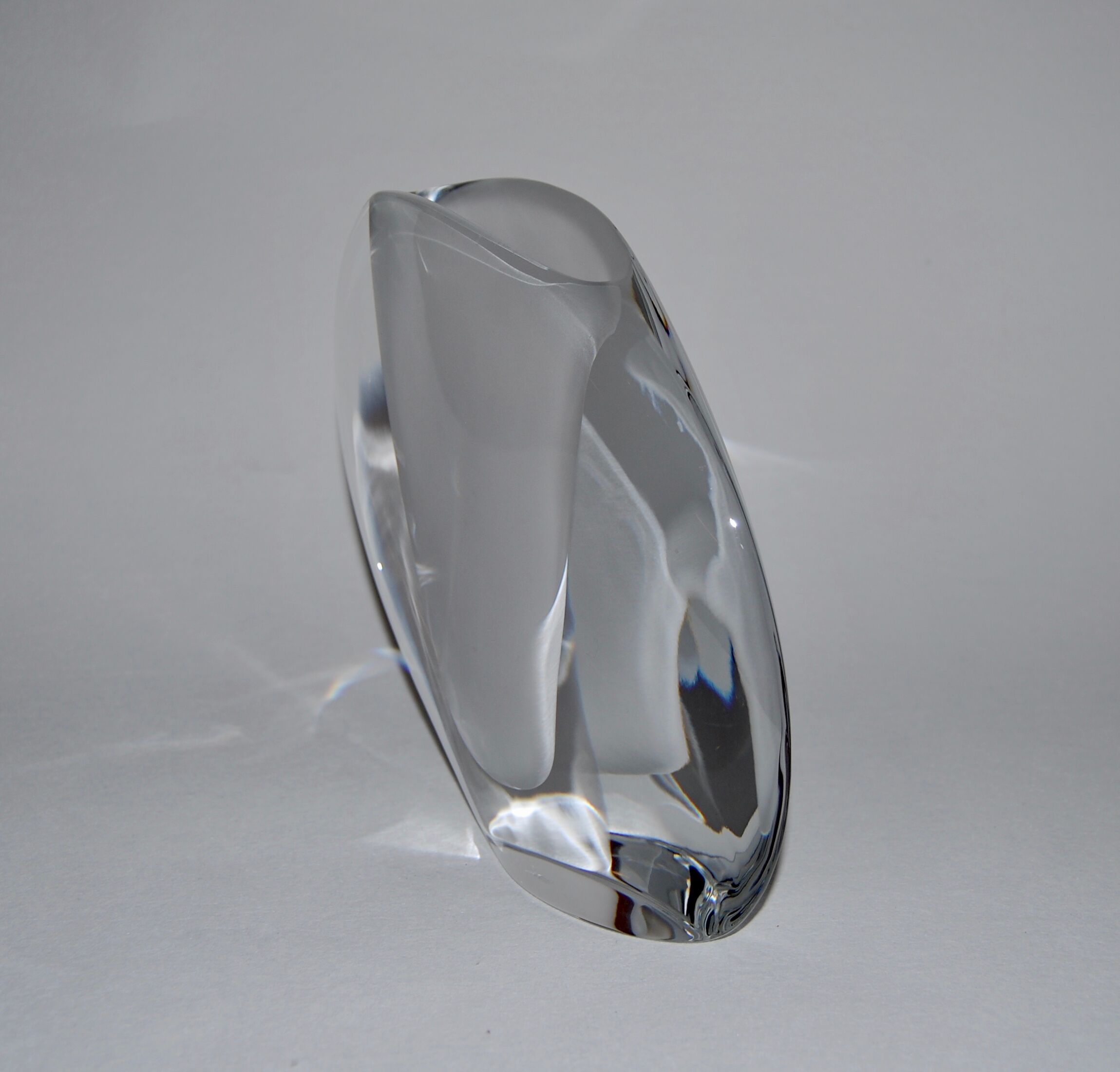 Vase or soliflore in Sèvres crystal