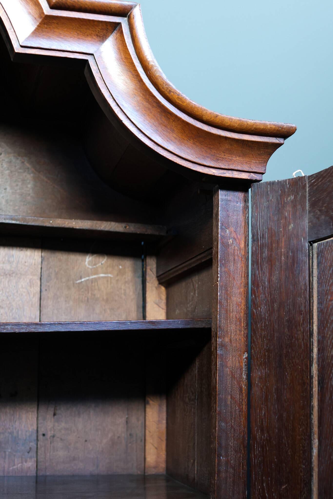 Bombe armoire hollandaise xviiie siècle