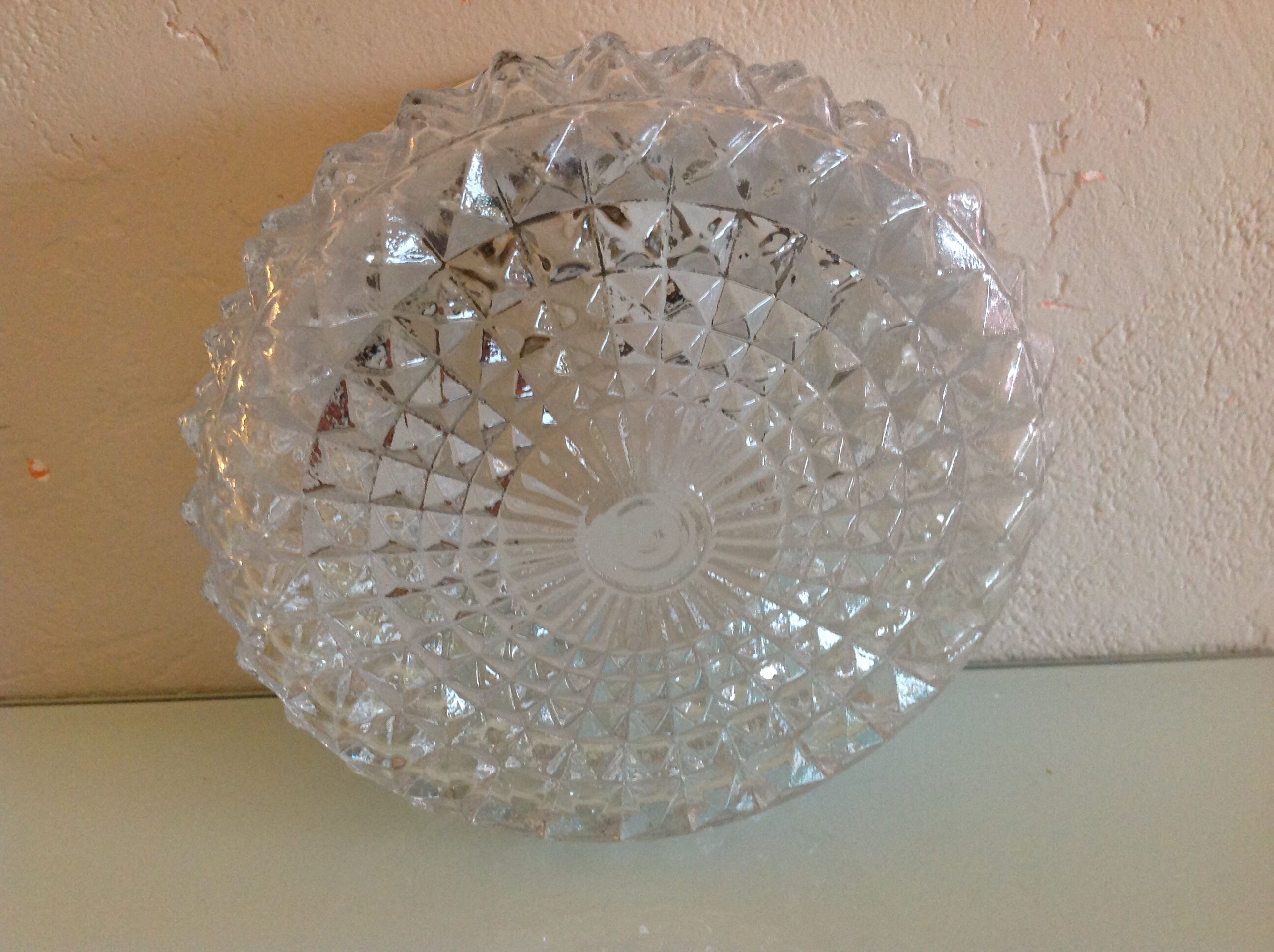 Round ceiling lamp in structured glass vintage 60s-70s
