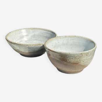 Duo of small brown bowls and speckled glazed ceramic (1top + 1bottom)