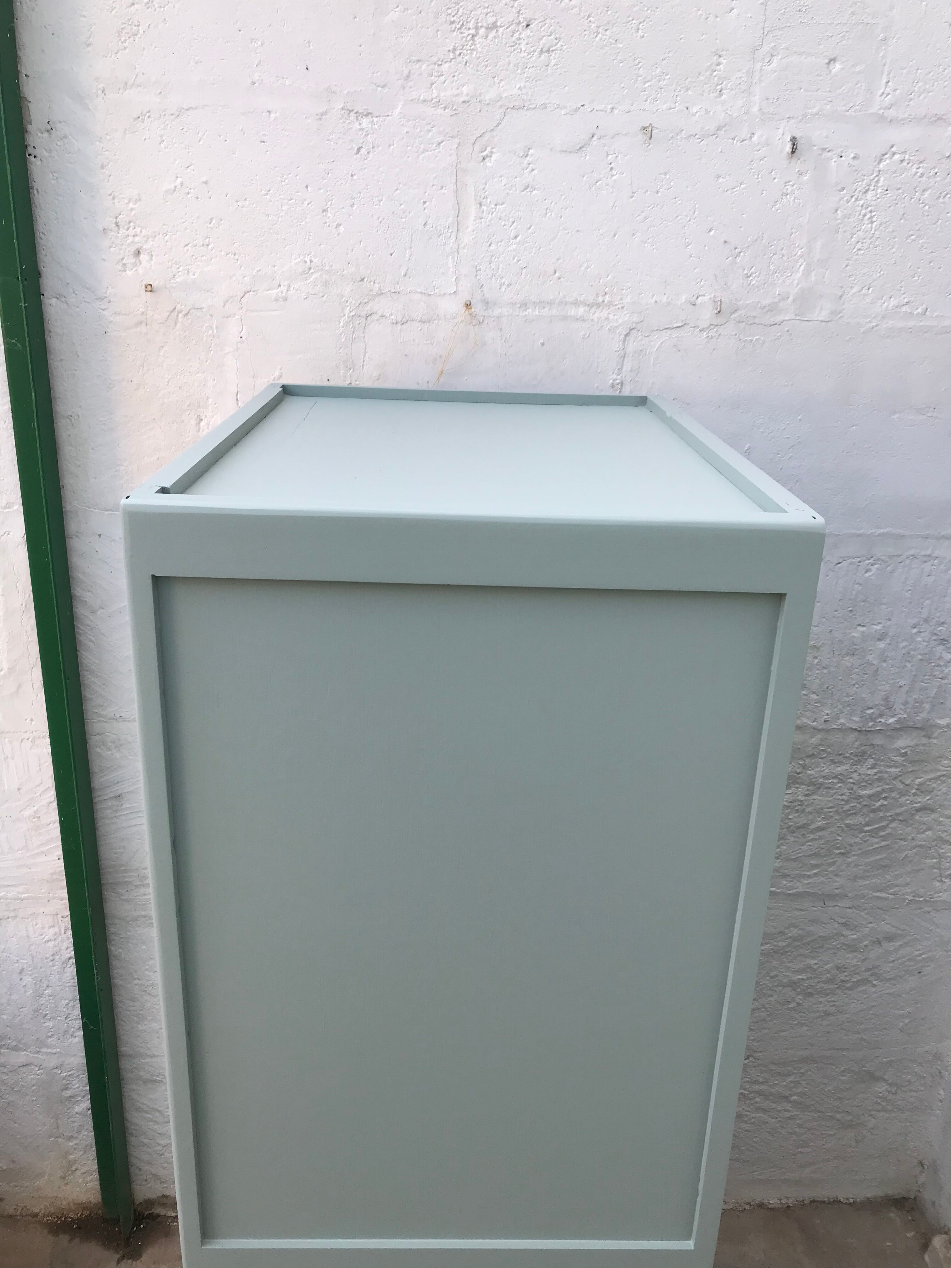 Vert Amande Parisian wardrobe from Ressources