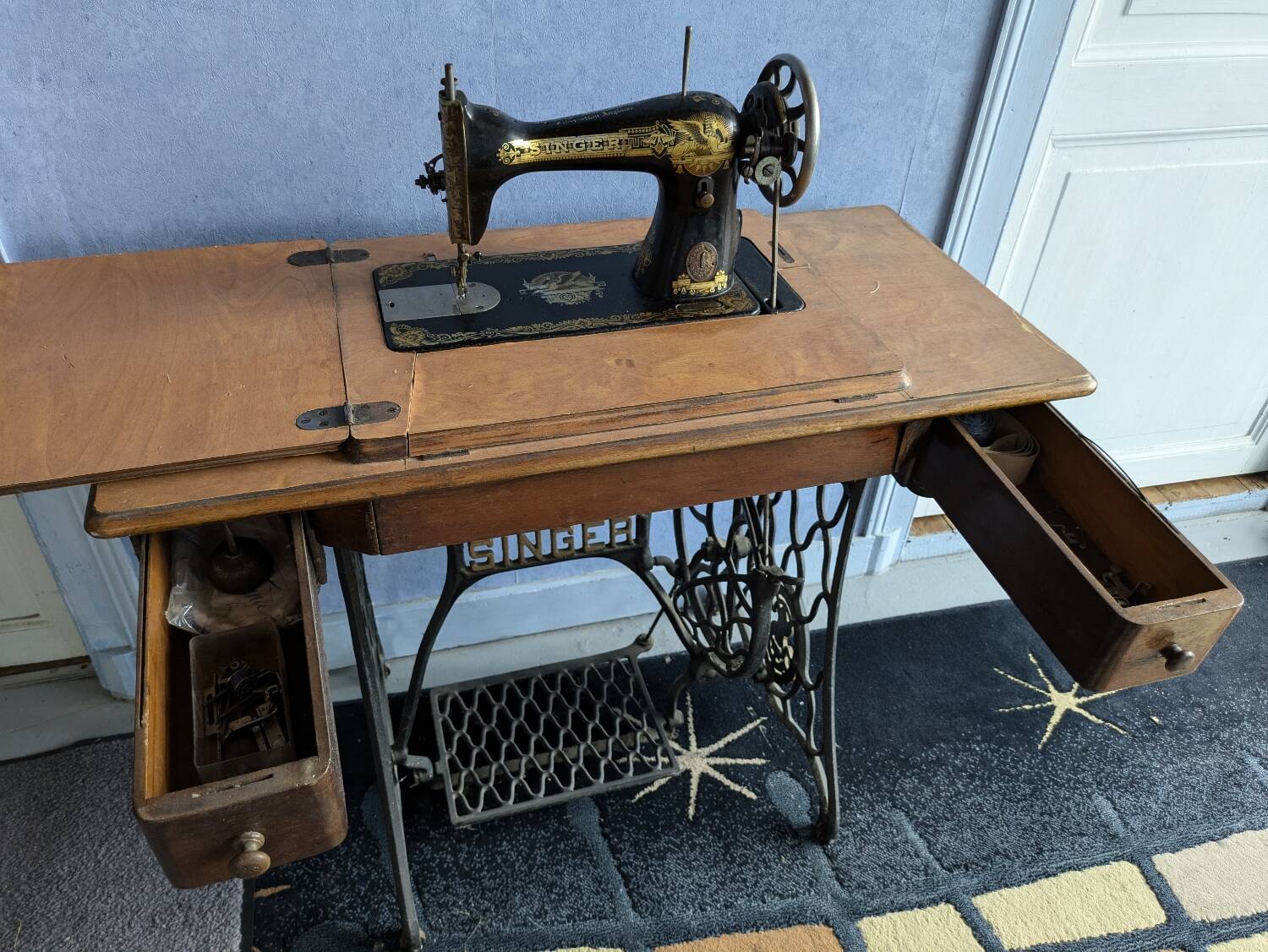 Singer sewing machine with pedal