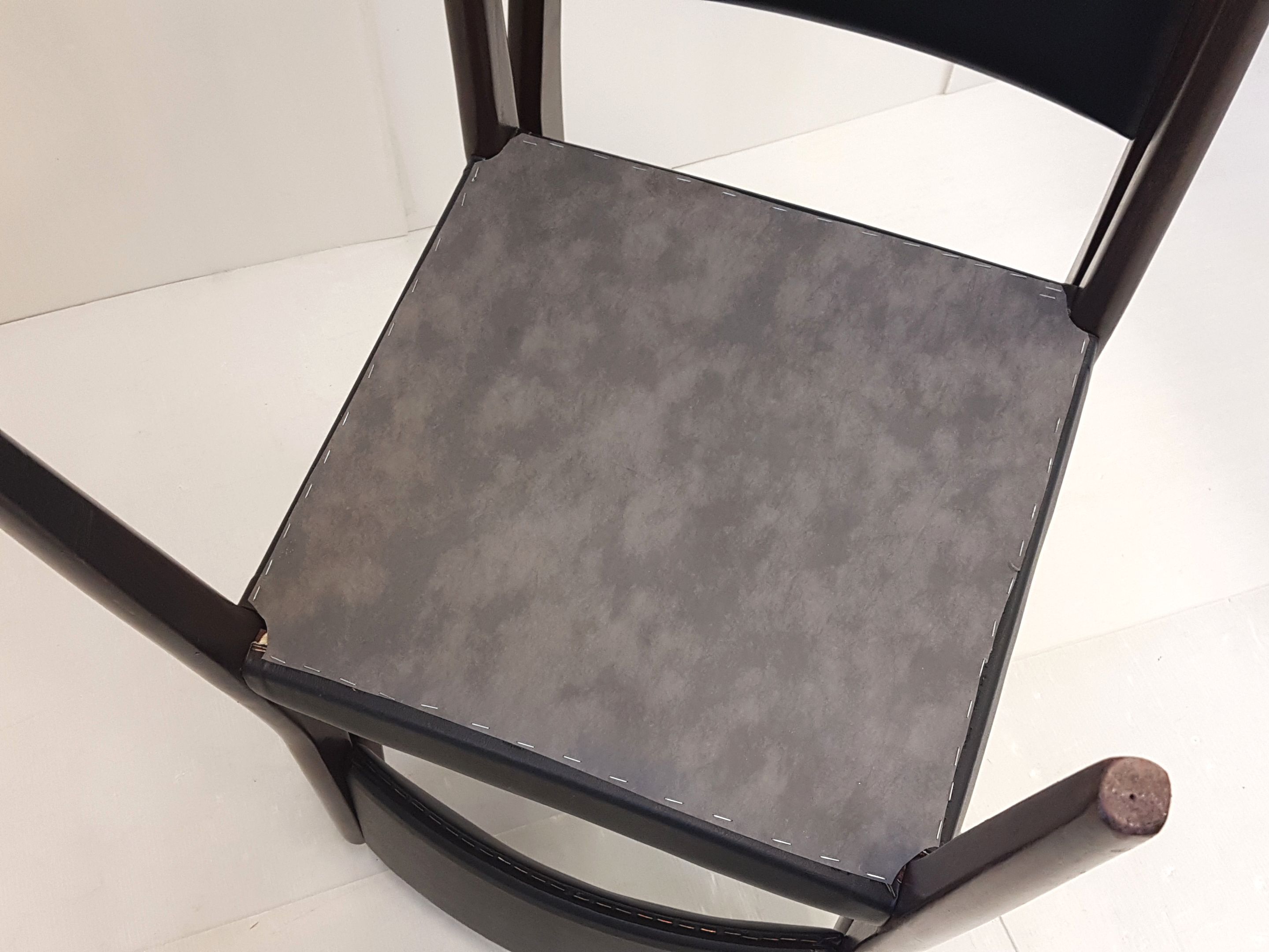 Suite of 6 Scandinavian chairs 1960