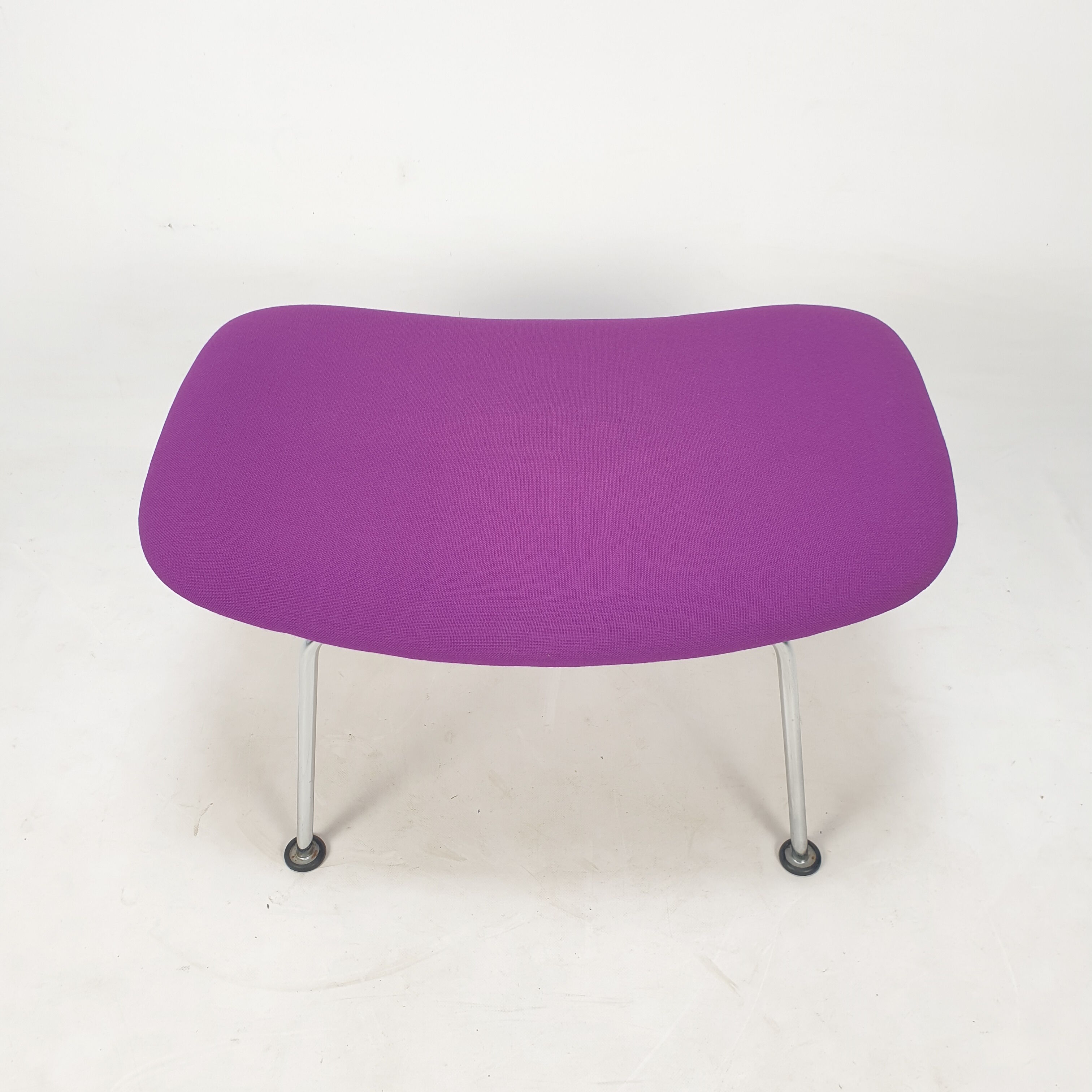 Oyster Chair and Ottoman by Pierre Paulin for Artifort, 1980s