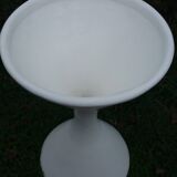 Diabolo-shaped fiber cement planter