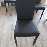 Set of chairs