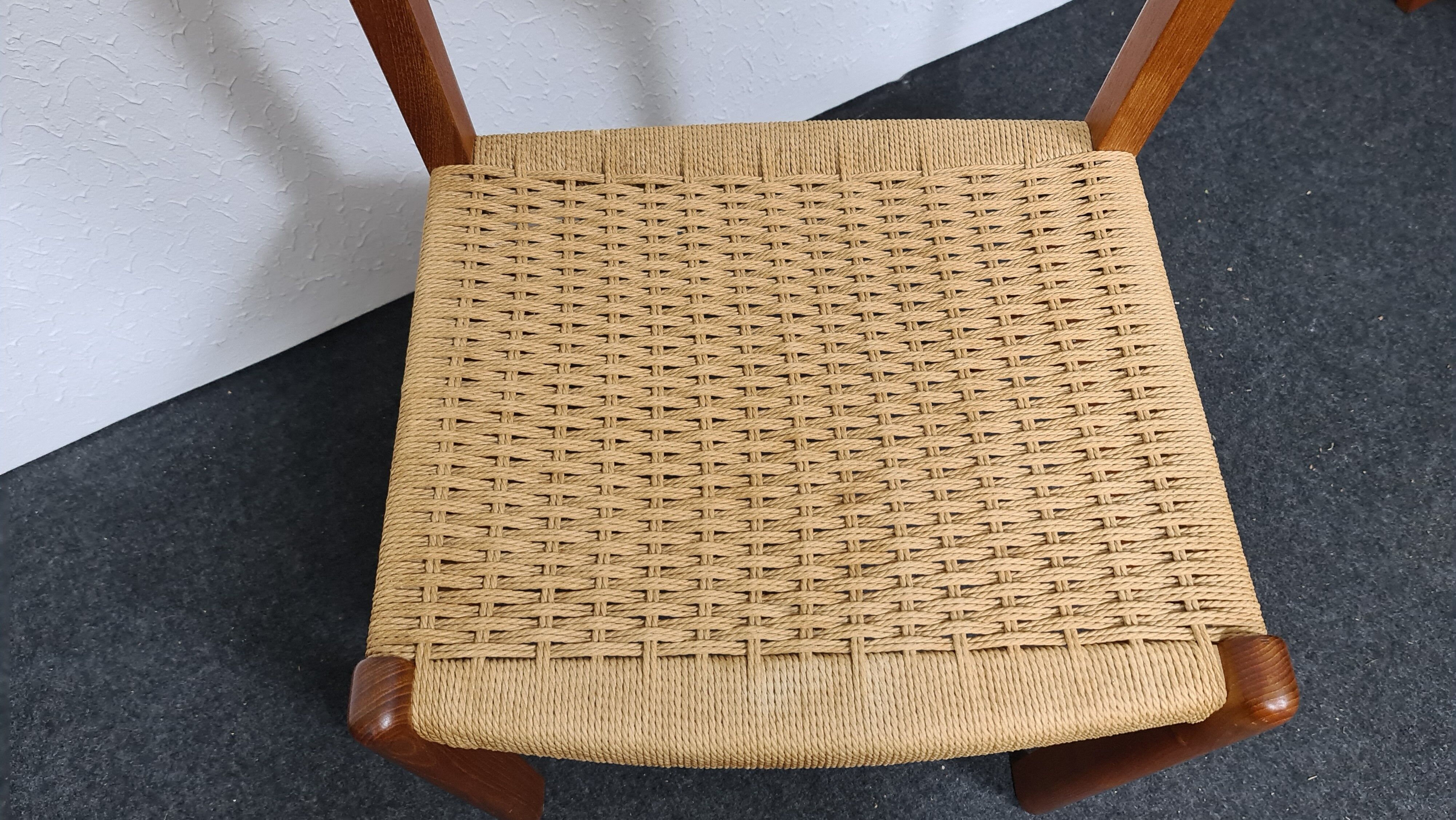 Chaise à manger danoise en teck vintage