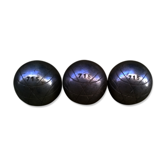 Obut petanque balls