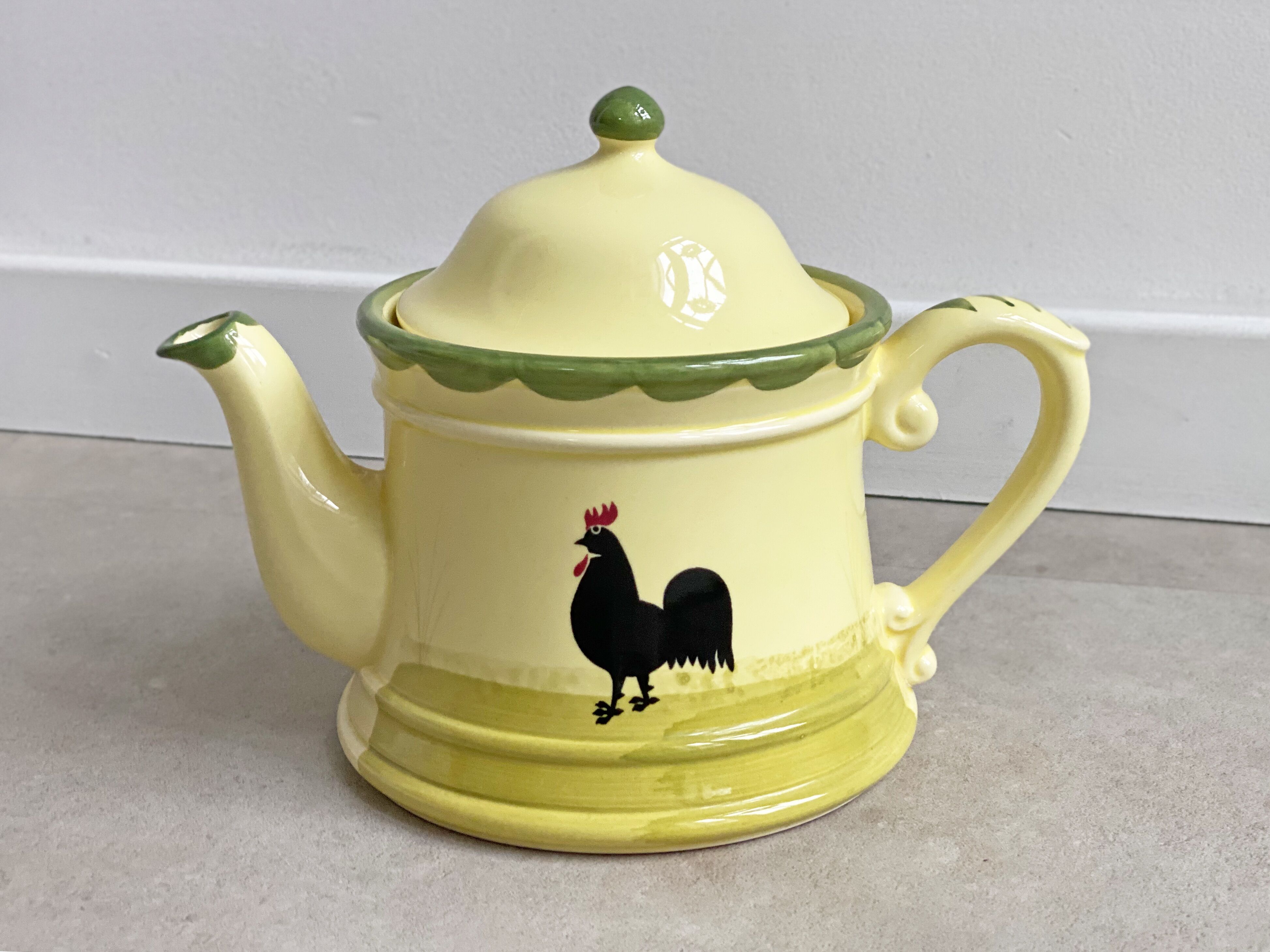 Zeller rooster and hen teapot, coffee pot, vintage ceramic tableware