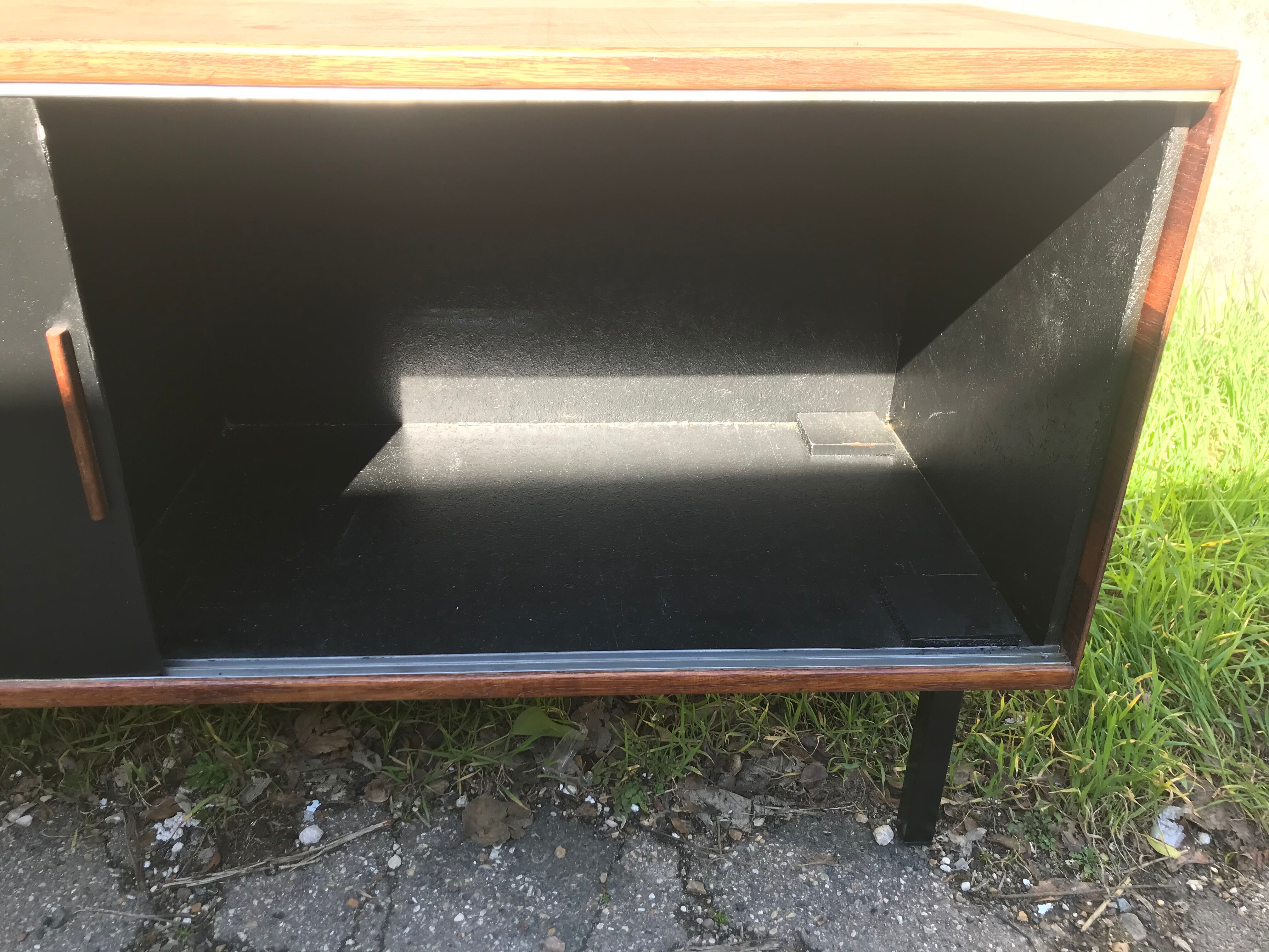 Small vintage wooden line 60s