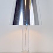Lampe de table Space Age par Luigi Massoni pour Guzzini, années 1970