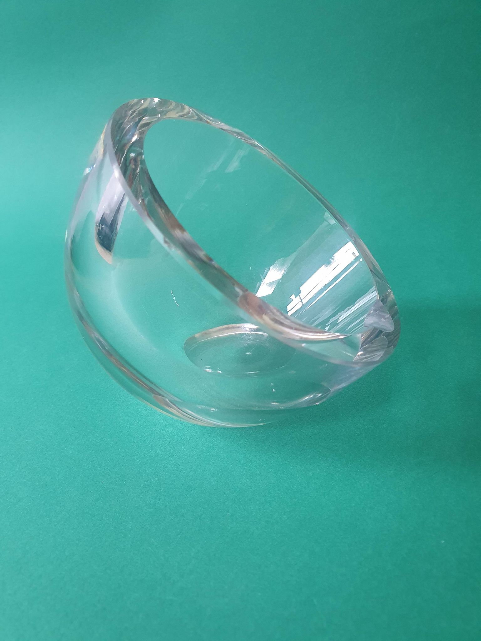 Cendrier demi-sphère en verre ancien vintage