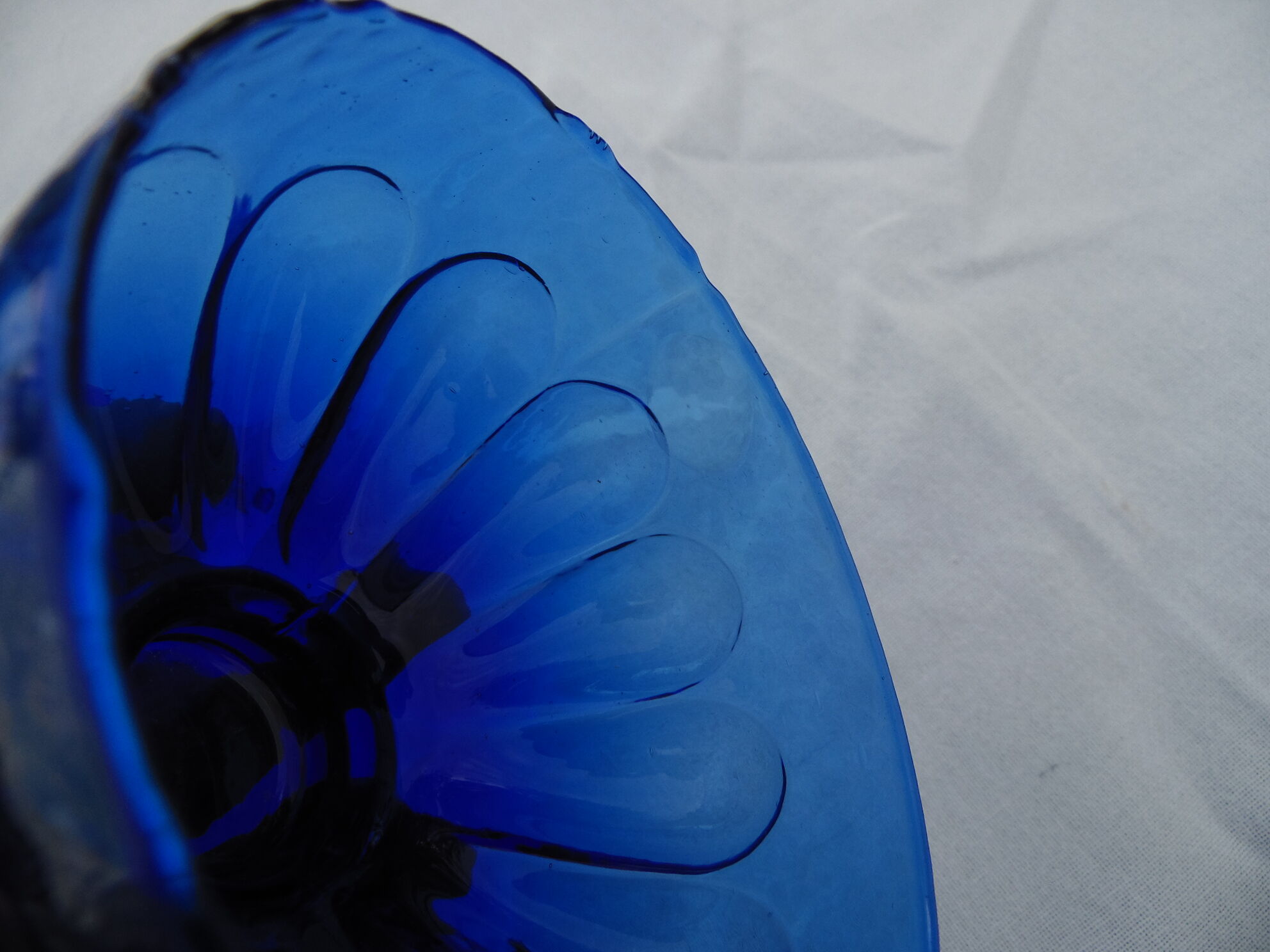 4 bols verre bleu cobalt