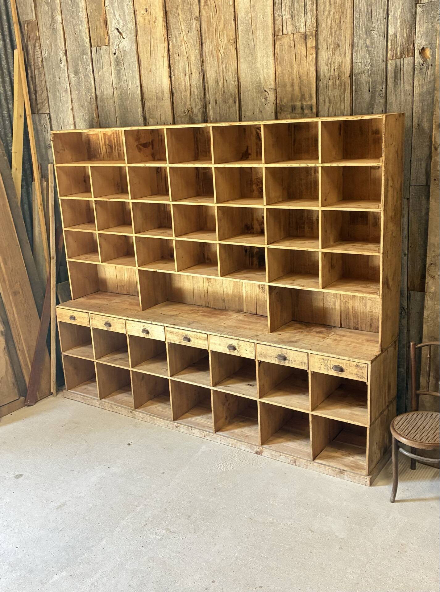 XXL workshop furniture