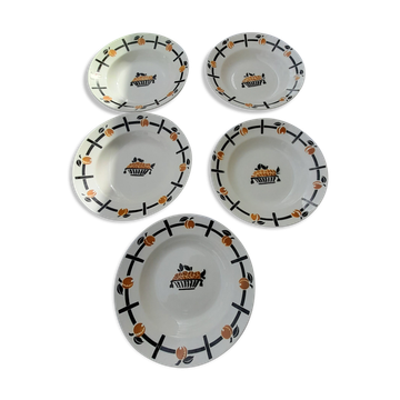 5 hollow plates in Badonviller earthenware model DOC diam 23.5 cm