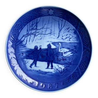Wall plates Christmas Denmark Royal Copenhagen years 72-87