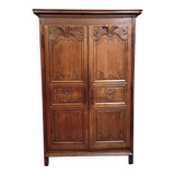 Louis XIV period wardrobe in solid oak, decorated with superb carvings