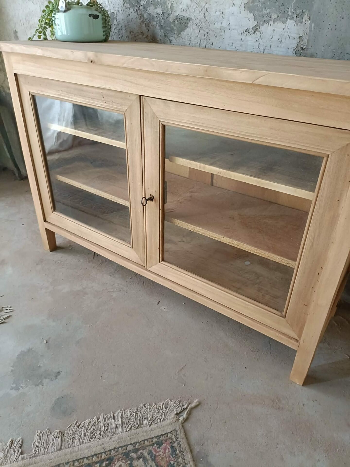 Buffet vitrine 