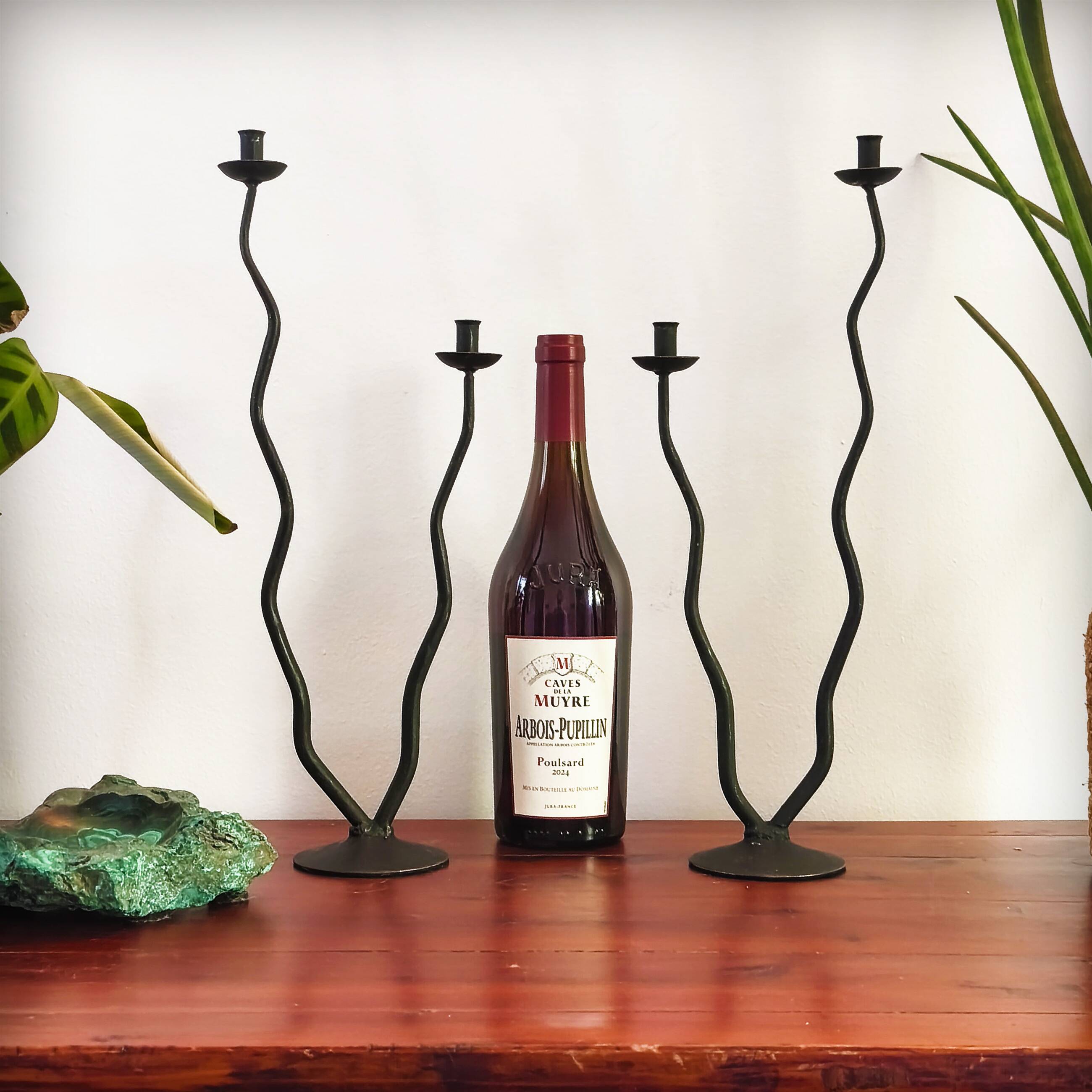 Pair of postmodern brutalist candlesticks in wrought iron, France, 1980s