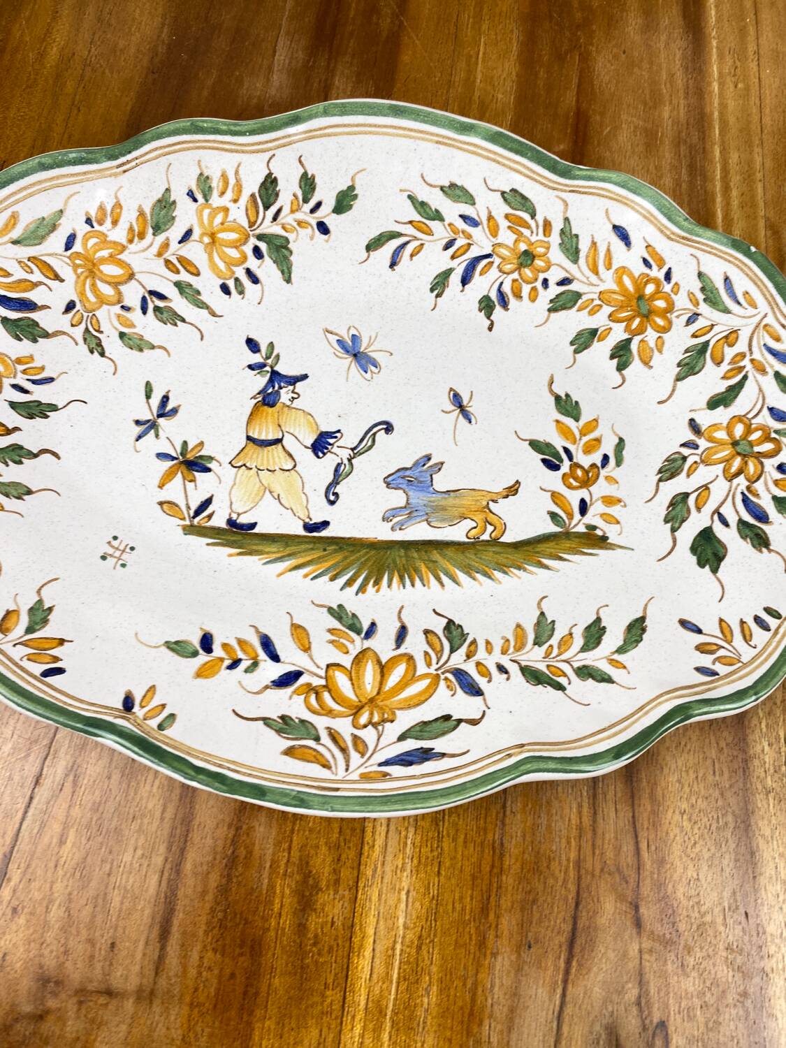 Green and white art deco dish