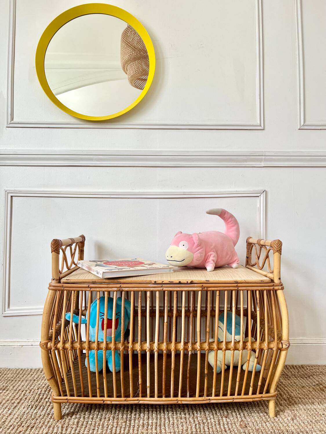 Coffre à jouets en rotin vintage