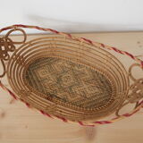 Wicker basket and thread