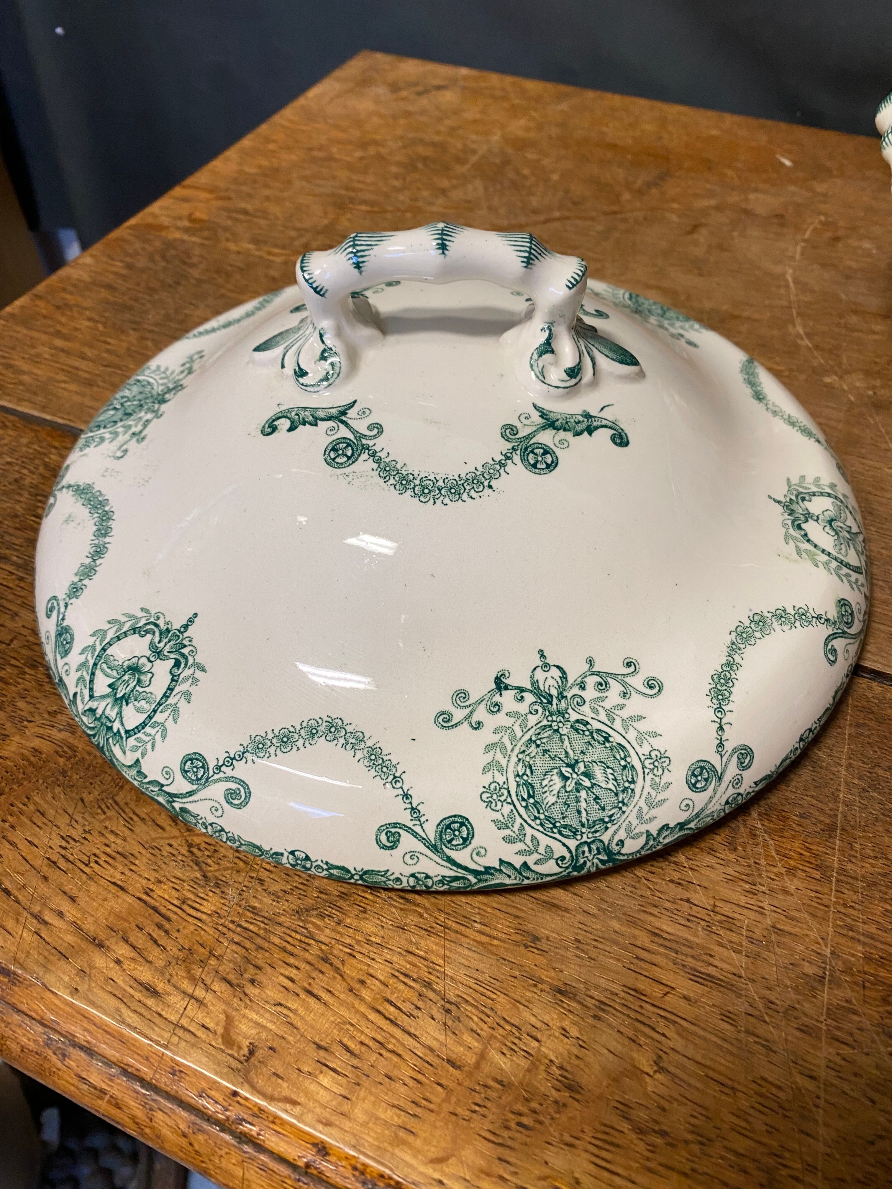 Ancient iron earth tureen, diameter 21 cm